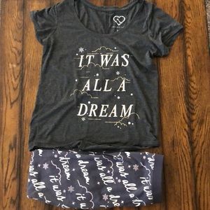 Aeropostale (LLD) Pajama Set